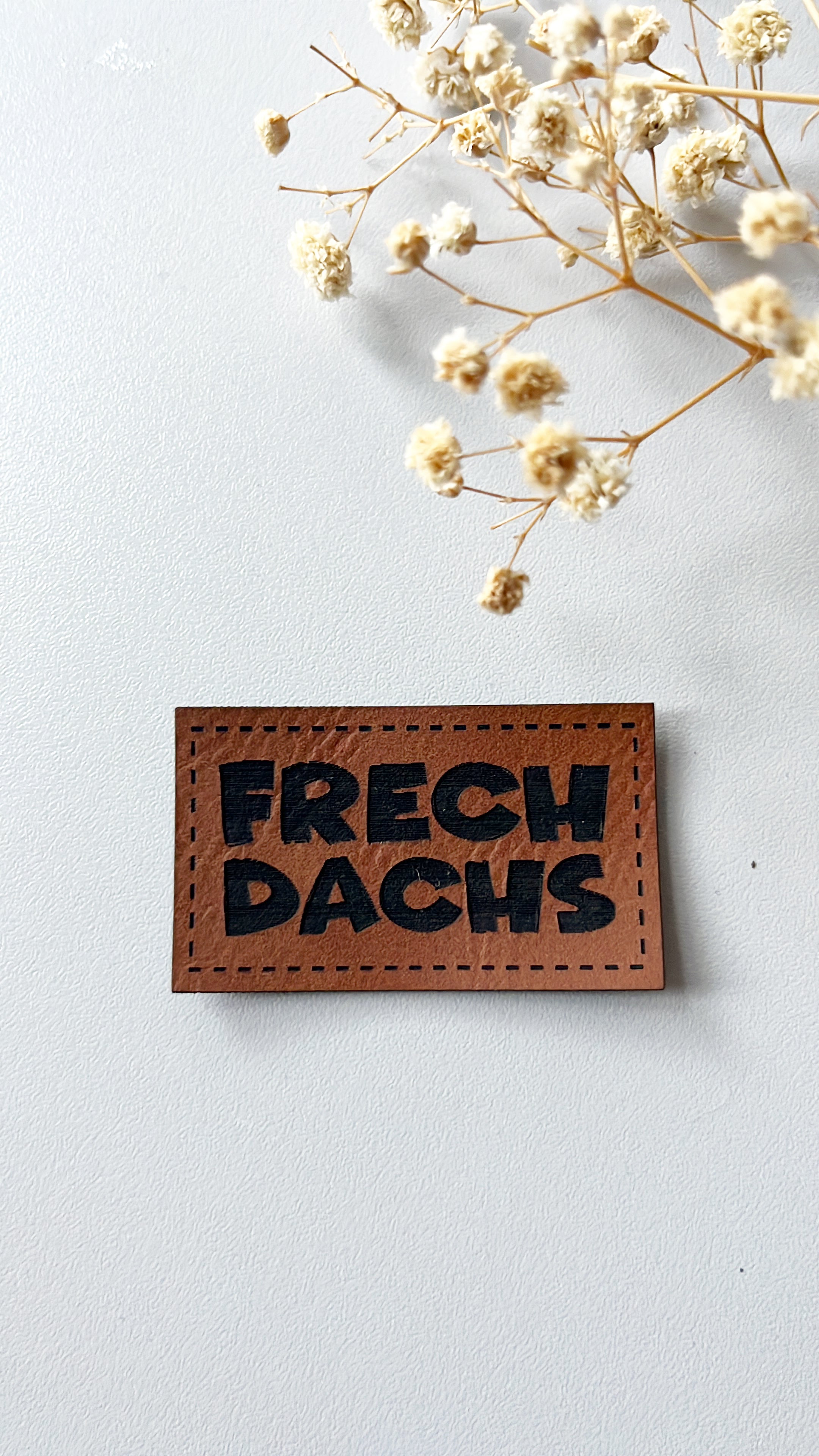 Frech Dachs Label